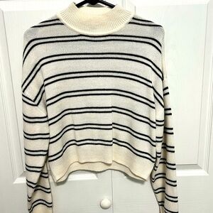 Lightweight slightly cropped soft sweater